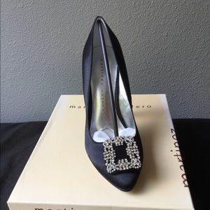 Martinez Valero Jeweled Satin heels, black